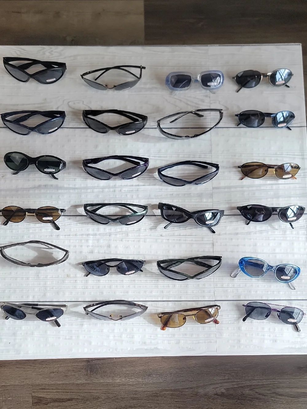 Sunglassed Assorted Cat-Eye and Slim Unbranded Lot - Black, Brown, Blue 24 Items